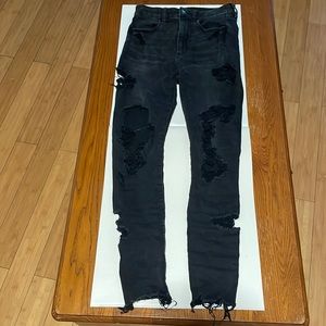 Women’s ripped jeans